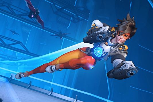 Магазины продолжают продавать выключенную Overwatch на дисках